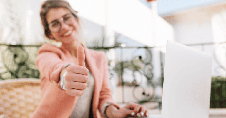How to Turn Your Blog Into a Business [10 Easy Steps]